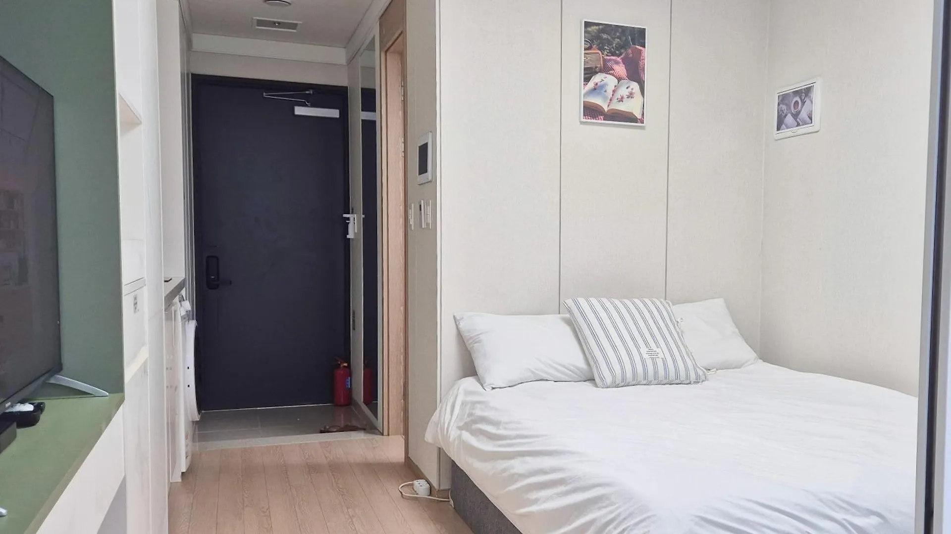 Rest, Sofa Bed City View Bidet Water Purifier In The Heart Of Seoel Aparthotel